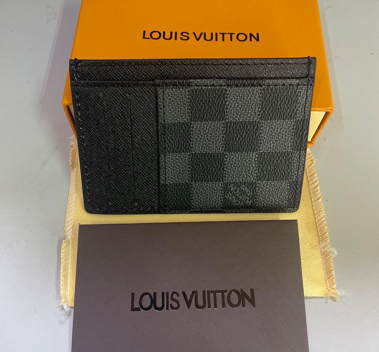 LOUIS VUITTON NEO BLACK CHECKER CARD HOLDER – Lasvegas World Wide